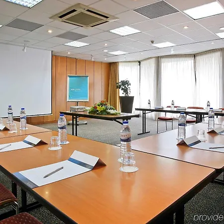 Novotel Porto Gaia מלון וילה נובה דה גאיה